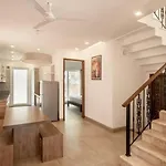 Veera Casa By The Ferias House