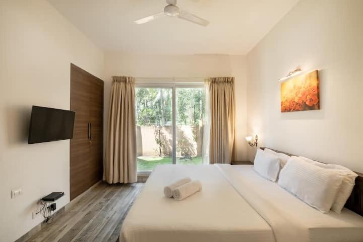 Villa Veera Casa By The Ferias House *